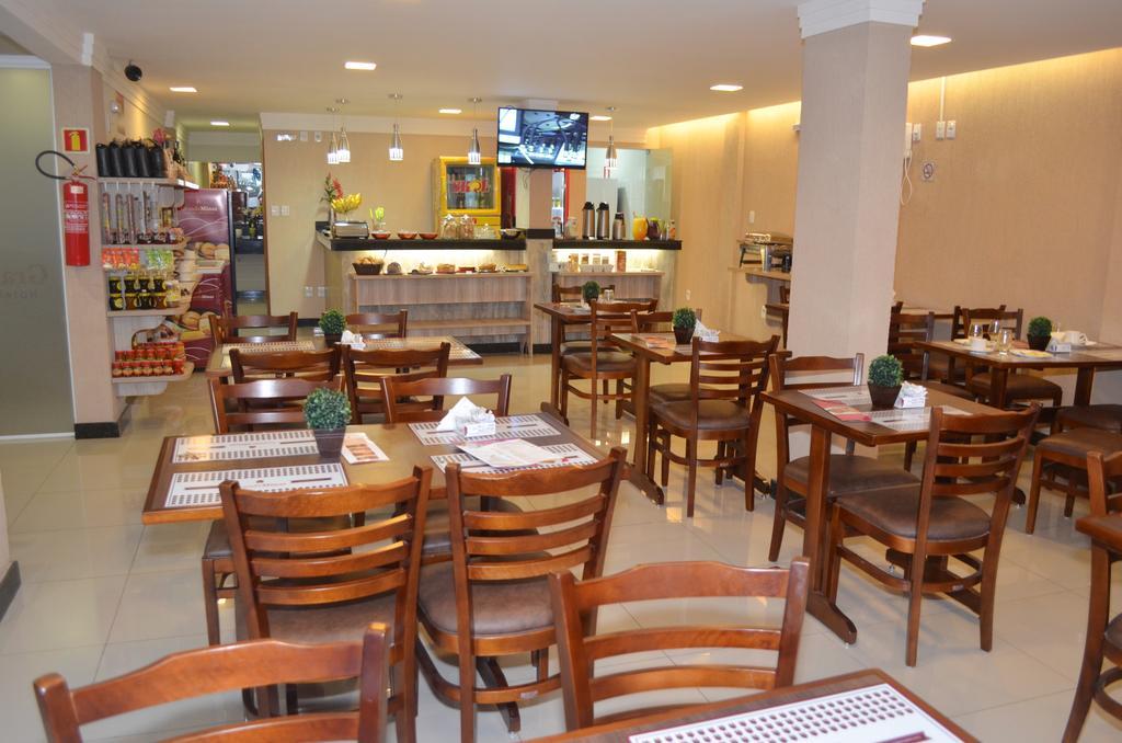 Hotel Grande Minas Vespasiano Exterior photo